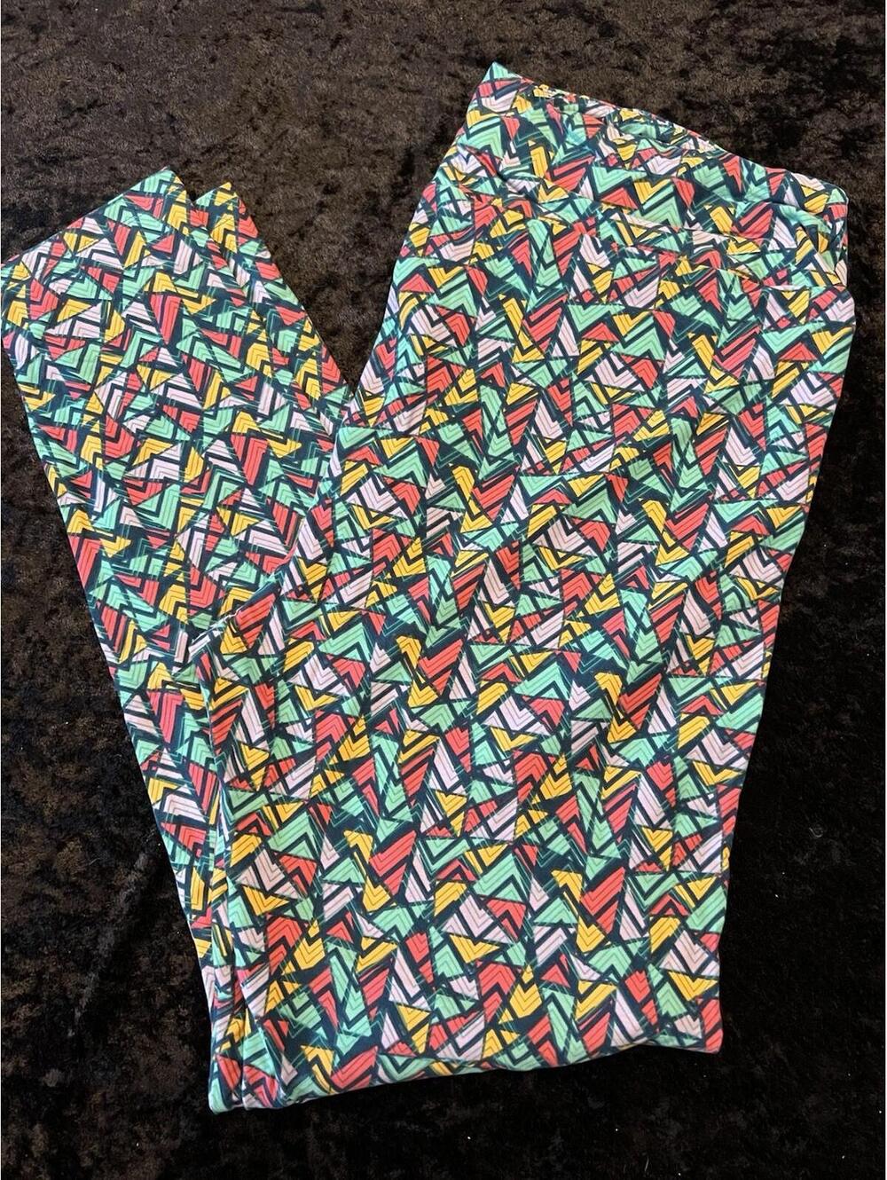 LuLaRoe Leggings Tall & Curvy TC Purple Pink Green Triangles High Rise NWOT